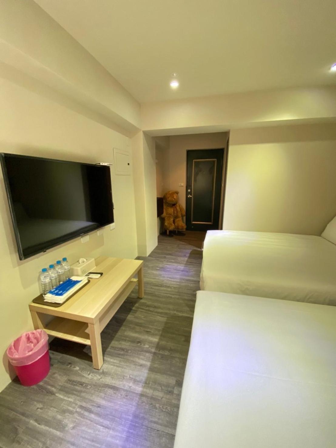 逢甲 Toy Room Taichung Extérieur photo